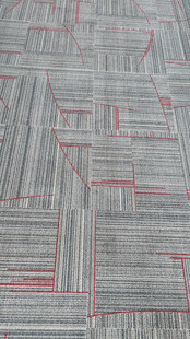 几何线条拼接灰色地毯