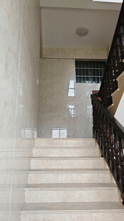 简约现代风格室内楼梯