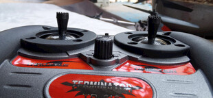 专业游戏方向盘控制器