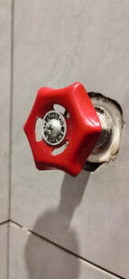 红色消防手动报警按钮