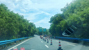 公路施工障碍物设施