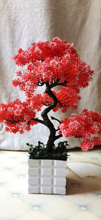 仿真红色盆栽梅花摆件