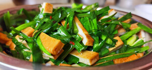 韭菜炒豆干