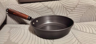 铸铁煎锅