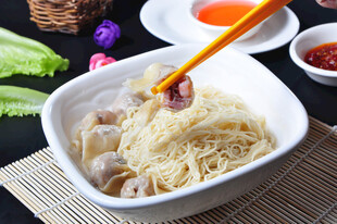 鲜虾馄饨面