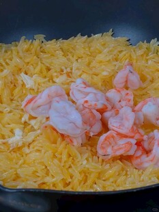 虾仁芝士炒饭