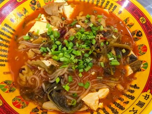 香辣豆腐木耳煲