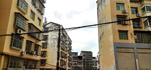 老旧居民楼外观景象