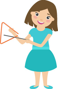 女孩快乐演奏三角铁乐器