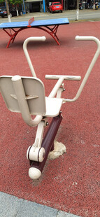 户外健身器材漫步机