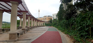 户外红色步道与廊架景观