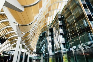 现代建筑内部独特结构