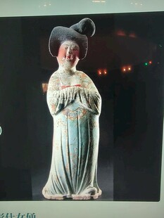 唐代仕女陶俑 典雅之美