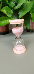 粉色沙漏摆件