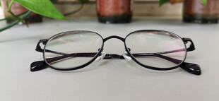 简约时尚金属框眼镜