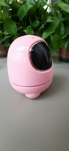 粉色可爱机器人