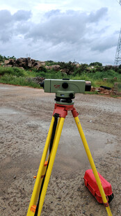 户外测量经纬仪设备