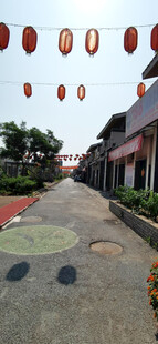 街道挂饰营造中式氛围