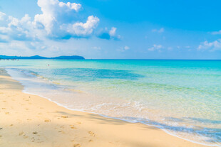 美丽海滨沙滩海景风光