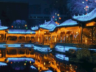 古建夜景
