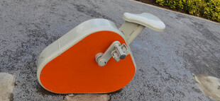 橙色户外休闲座椅