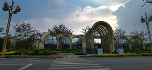 公园拱门建筑景观