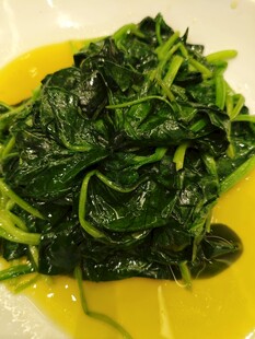 清炒菠菜