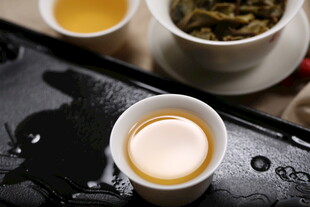 精致中式茶饮场景