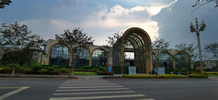 落日下的欧式建筑外观景观