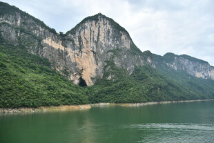 壮丽山水风光图