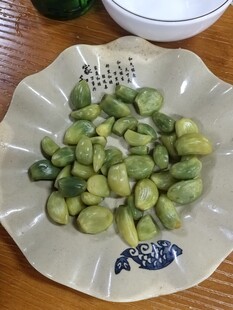 盘中青蚕豆