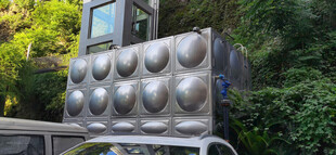 户外金属球形储水箱装置景观