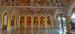 华丽景区入口内部装修