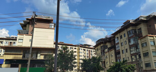 城市中的多层居民楼