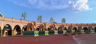 中国死海古老建筑广场