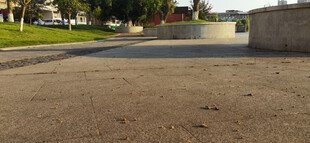 黄昏空旷广场光影场景