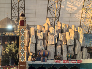 死海内部雕塑景观