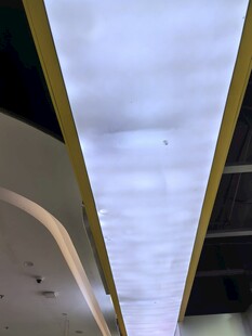 现代建筑内部的独特空间