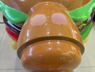 多彩摇摇车局部特写