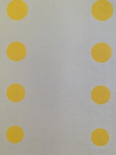 黄色圆点图案背景