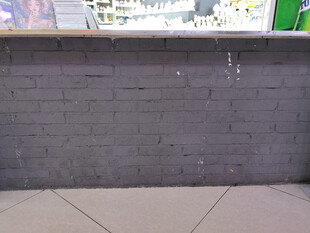 室内灰色砖墙与地面场景