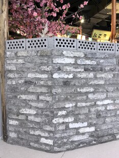 灰色砖墙围墙转角