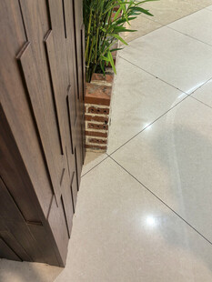 现代简约风格室内地面一角