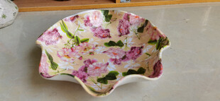 花卉图案异形果盘