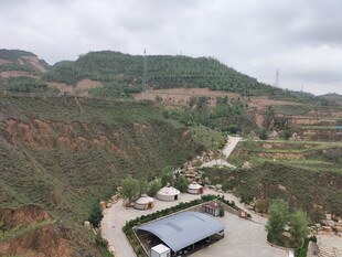 山间景观