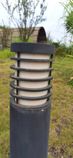 户外柱状太阳能景观灯