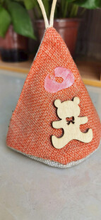 手工编织幸运三角香囊