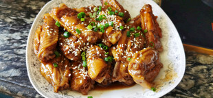 美味酱汁鸡翅