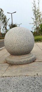 户外石球景观