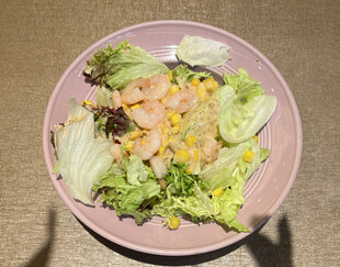 虾仁蔬菜沙拉